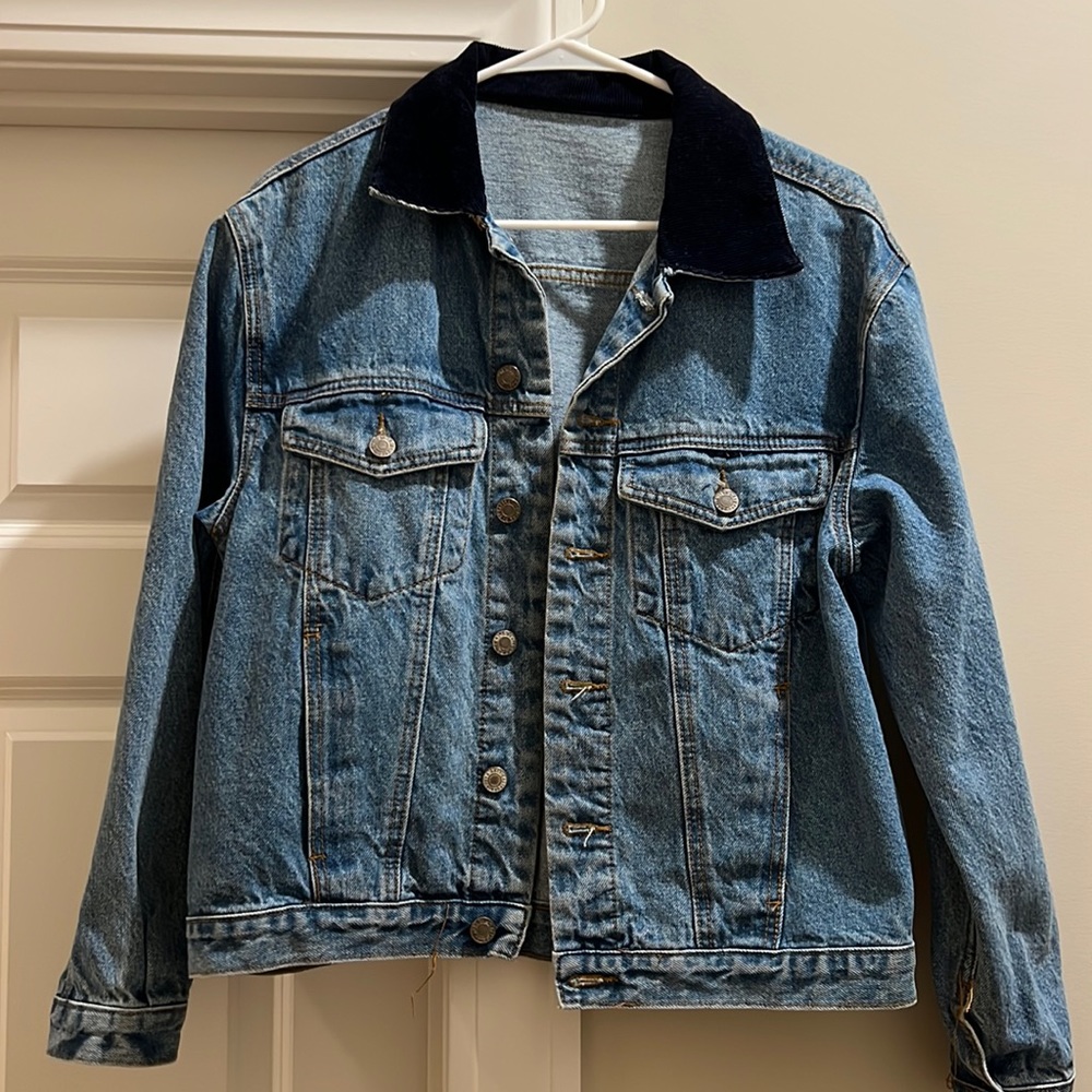DENIM/JEAN JACKET